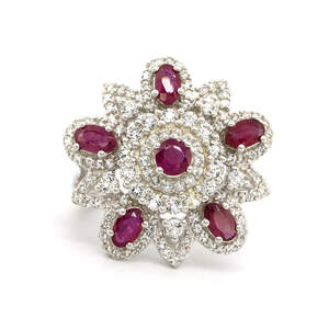 Срібна каблучка 925 проби 7,52 гр. з рожевими рубінами із Кенії класу AAAA та топазами 3,16 карат з колекції 