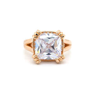 Каблучка в позолоті 750 проби та білим кристалом Каблучка в позолоті 750 проби та білим кристалом