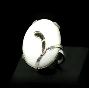 Срібна каблучка 925 проби з золотом 375 проби 7,95 г білим Агатом 11,55 карат