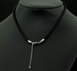 Шнур зі срібною застібкою 925 проби 5,53 г, 44-49 см Шнур зі срібною застібкою 925 проби 5,53 г, 44-49 см