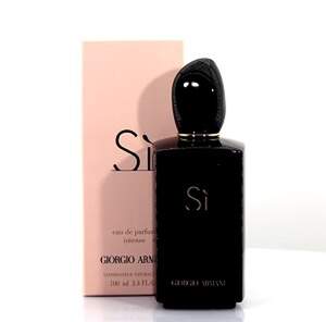 Жіночий парфум, репліка Giorgio Armani Si Eau de Parfum Intense, 100 мл Жіночий парфум, репліка Giorgio Armani Si Eau de Parfum Intense, 100 мл