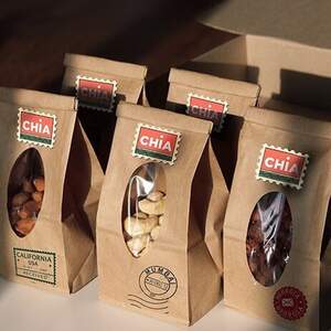 Набір з 5 видів горіхів та сухофруктів