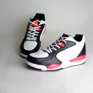 Кросівки дімосезонні