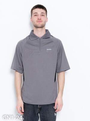 Серая спортивная футболка с воротником Серая спортивная футболка с воротником