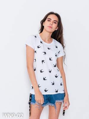 Белая футболка из трикотажа с птичьим принтом