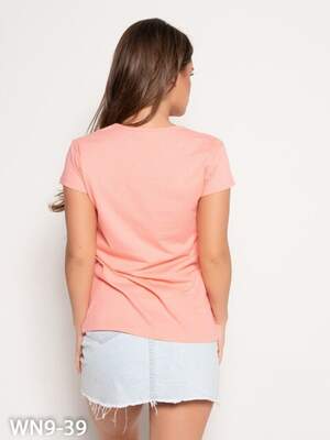 Персиковая хлопковая футболка с принтом в виде сердец