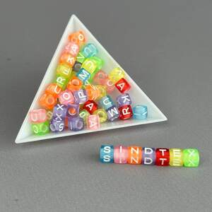 (20 г) Бусины пластиковые, Алфавит 6 мм - Цветной микс