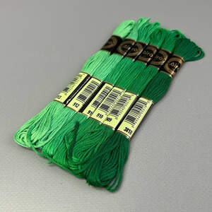 (6 шт по 8м) Набор мулине Airo (нитки для вышивания) - изумрудный микс (913-3818)