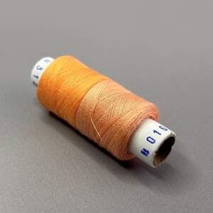 016/312 Нитки в катушках 40/2 , половинки (катушка 2х75м)