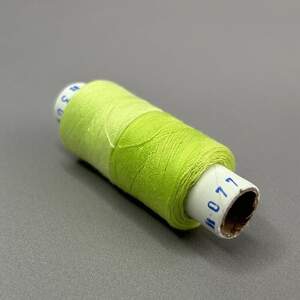 077/308 Нитки в катушках 40/2 , половинки (катушка 2х75м)