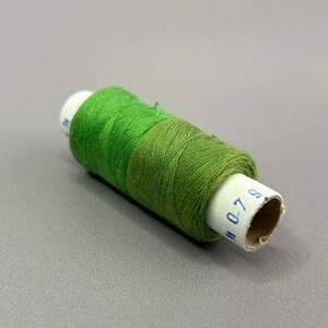 079/080 Нитки в катушках 40/2 , половинки (катушка 2х75м)