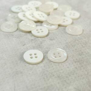 10 шт. - Пуговицы рубашечные Ø-11мм - белый теплый
