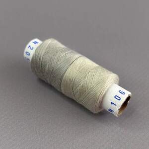 106/205 Нитки в катушках 40/2 , половинки (катушка 2х75м)