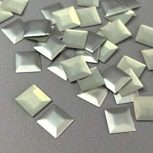 10г - Металлостразы термоклеевые, квадрат 10 мм - серебро матовое
