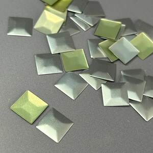 10г - Металлостразы термоклеевые, квадрат 13 мм - серебро матовое