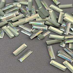 10г - Металлостразы термоклеевые, прямоуголник 3х10 мм - серебро голограмма