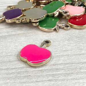 10шт/уп Подвеска пластиковая Яблочко 22х26мм - Микс