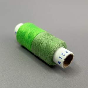 130/313 Нитки в катушках 40/2 , половинки (катушка 2х75м)