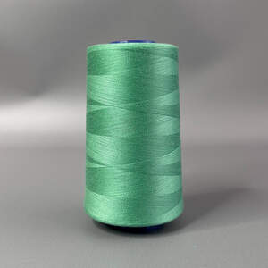 131 Нитки 40/2 швейные 4000ярдов