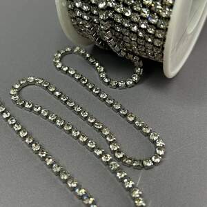 1м - Стразовая цепь SS12 (3 мм) кристалл в темной оправе