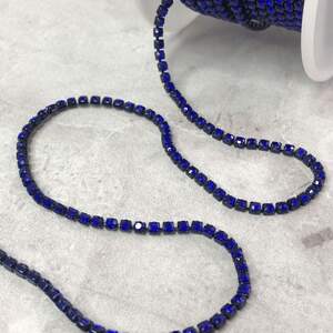 1м - Стразовая цепь SS6 (2мм), Сапфир