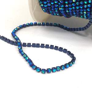 1м - Стразовая цепь SS6 (2мм), Синий сапфир с покрытием АВ