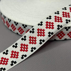 2,5 см Тесьма национальная с орнаментом - белая с красным