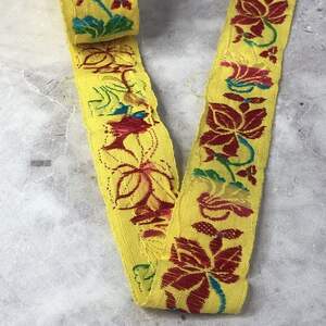 2,5 см Тесьма с украинским орнаментом - желтая