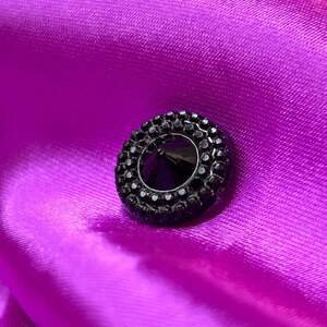 20 шт - Стразы акриловые пришивные 17 мм, черная прозрачная пирамидка