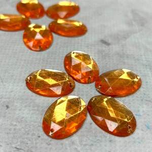 20 шт - Стразы акриловые пришивные 17х25 мм, янтарный