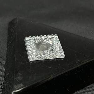 20 шт - Стразы акриловые пришивные пирамидка 16 мм, серебро