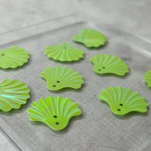 20мм Пайетка ракушка 5г - салатовый с переливом
