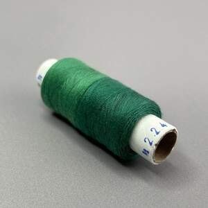 224/283 Нитки в катушках 40/2 , половинки (катушка 2х75м)