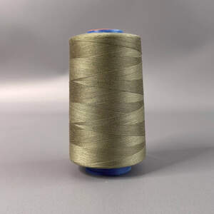 229 Нитки 40/2 швейные 4000ярдов