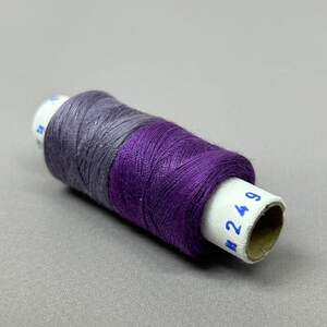 249/272 Нитки в катушках 40/2 , половинки (катушка 2х75м)
