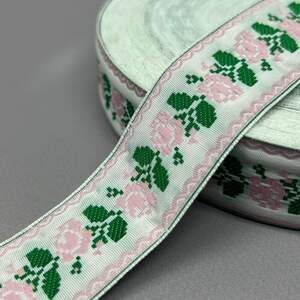 3 см Тесьма национальная с орнаментом - розы светло розовые