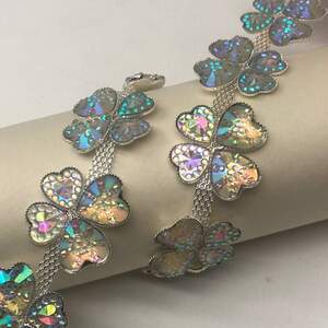 50 см - Стразовая цепь Сердечки с покрытием АВ в серебре - 20 мм