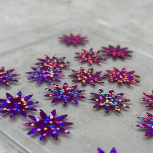 Ø18мм Пайетка цветочек ромашка 5г - фиолетовый голограмма