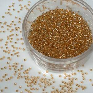 Бисер чешский Preciosa 10/0, цвет 18288 - 50 г