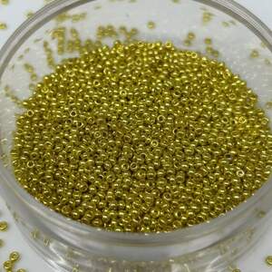 Бисер чешский Preciosa 10/0, цвет 18586 - 5 г