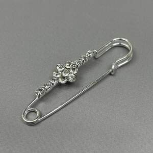 Брошь-булавка Цветочек 6,5 см - светлое серебро #70104