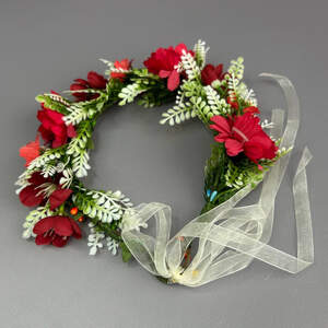 Весенний веночек с цветами азалии - малиновый