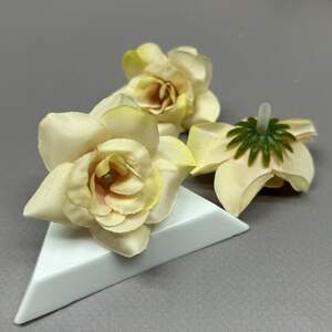 Гардения искусственная (головка) 3 см - кремовый