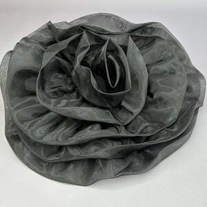 Декоративный цветок с органзы 30 см, - черный