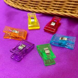 Зажим-клипса пластиковая для шитья 3,3 см Зажим-клипса пластиковая для шитья 3,3 см