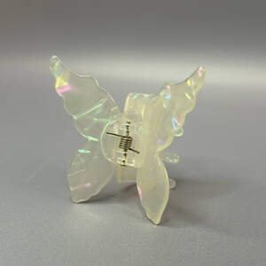 Заколка Бабочка для волос 6,5 см - перламутр