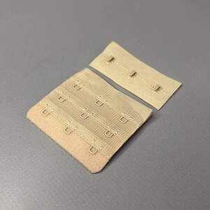 Застежка для бюстгальтера на 3 крючка, бежевый 5,5х5 см