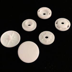 Кнопка пластиковая 15мм Белая К (50шт.) (00896)