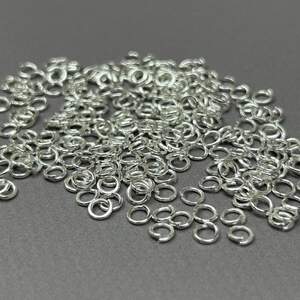 Колечко соединительное, одинарное 4 мм, цвет светлое серебро- 10г/уп Колечко соединительное, одинарное 4 мм, цвет светлое серебро- 10г/уп