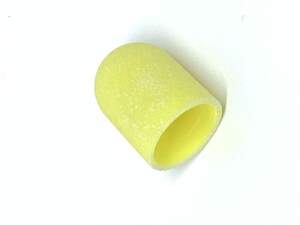 Колпачок абразивный для педикюра диаметром 13 мм абразивностью 180 грит желтый Колпачок абразивный для педикюра диаметром 13 мм абразивностью 180 грит желтый